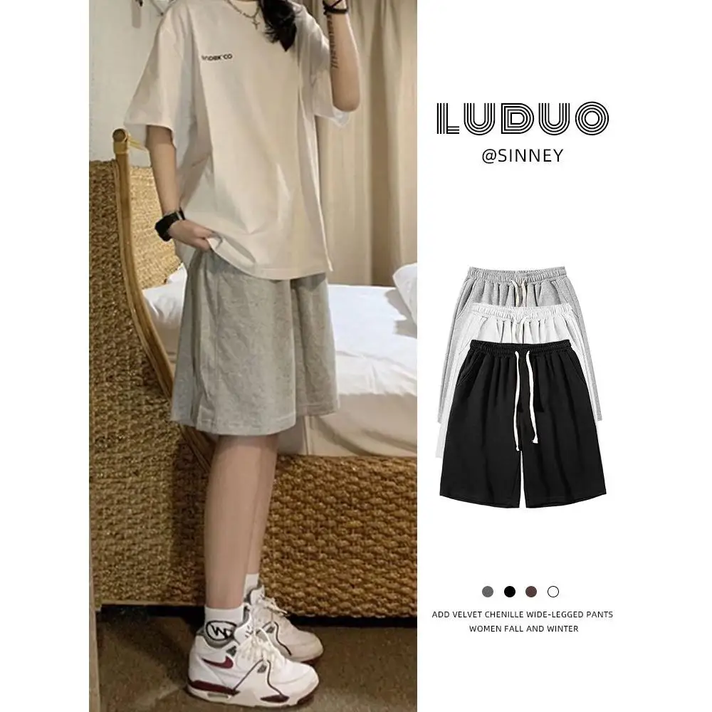 American Style Loose Fit Sport Shorts Women Summer Straight Leg Casual Grey Five-Quarter Length Trendy Wide Leg Pants
American Style Loose Fit Sport Shorts Women Summer Straight Leg Casual Grey Five-Quarter Length Trendy Wide Leg Pants