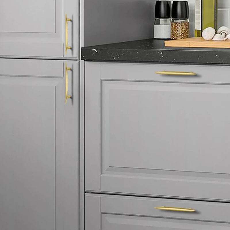 Solid copper fresh modern luxury clothes cupboard door drawer long handle.
Solid copper fresh modern luxury clothes cupboard door drawer long handle.