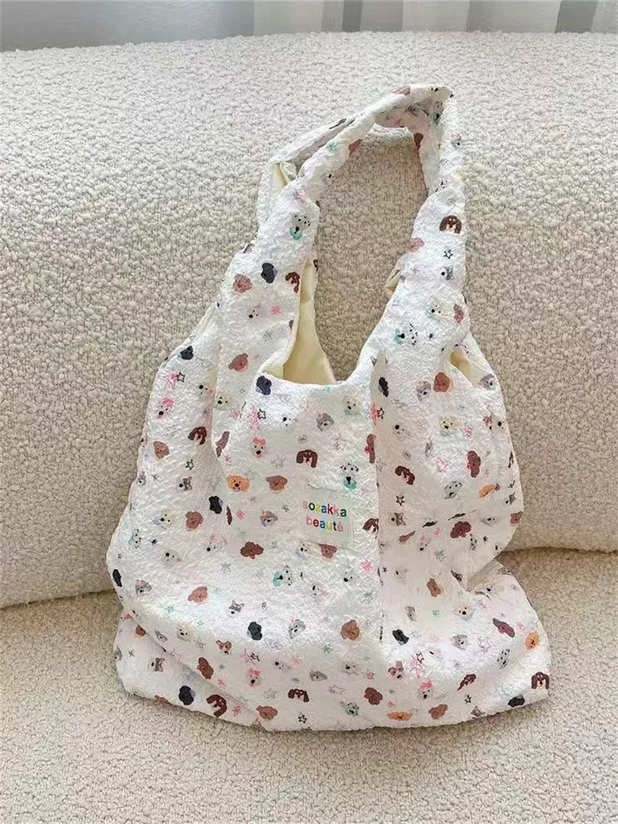 Summer Versatile Student Commuting Shoulder Bag Female Sweet Girl Cartoon Canvas Hand-held Tote Bags
Summer Versatile Student Commuting Shoulder Bag Female Sweet Girl Cartoon Canvas Hand-held Tote Bags