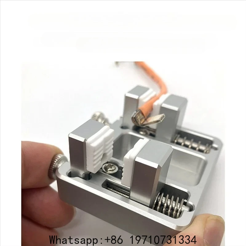 Wire Fixture Adjustable Bracket For Motherboard Tool Soldering Locator Welding Table Clamp
Wire Fixture Adjustable Bracket For Motherboard Tool Soldering Locator Welding Table Clamp