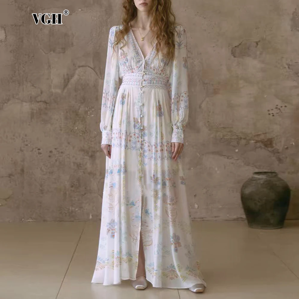 VGH Boho Floral Print Tiered Maxi Dress for Women V Neck Long Sleeves Button Front Accent Slit Design Skirt for Girls' Gathering
VGH Boho Floral Print Tiered Maxi Dress for Women V Neck Long Sleeves Button Front Accent Slit Design Skirt for Girls' Gathering