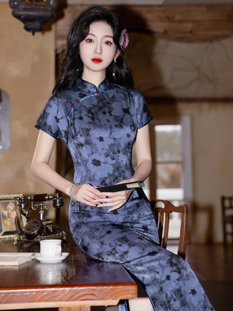 Chinese Style Short Sleeved Cheongsam Women's Summer Improved Elegant Temperament Qipao Dress
Chinese Style Short Sleeved Cheongsam Women's Summer Improved Elegant Temperament Qipao Dress