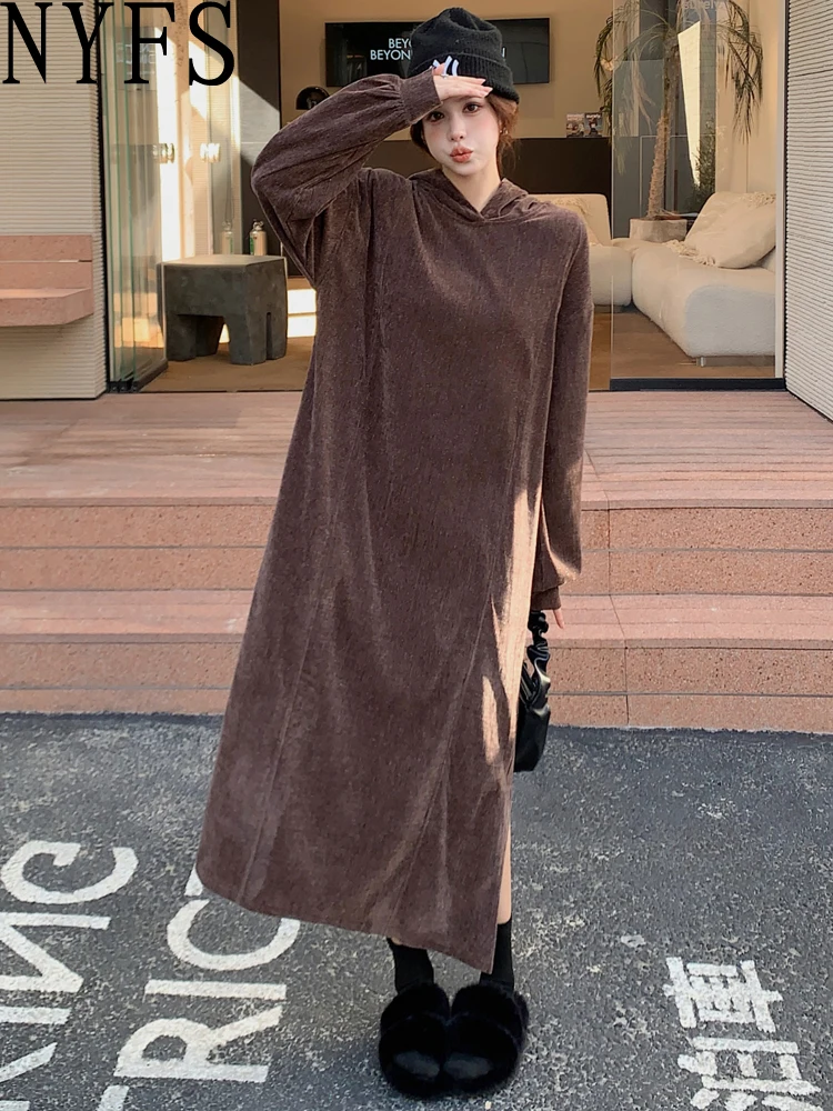 NYFS 2024, осеннее новое корейское женское платье, Vestidos, халат Elbise, свободные вельветовые длинные платья больших размеров с длинными рукавами и капюшоном
NYFS 2024, осеннее новое корейское женское платье, Vestidos, халат Elbise, свободные вельветовые длинные платья больших размеров с длинными рукавами и капюшоном