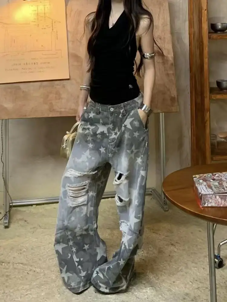 Женские рваные джинсы Old Washing Grey со звездами, свободные брюки Y2k с высокой талией в американском стиле, брюки в пол 90-х годов, потертые брюки, одежда
Женские рваные джинсы Old Washing Grey со звездами, свободные брюки Y2k с высокой талией в американском стиле, брюки в пол 90-х годов, потертые брюки, одежда
