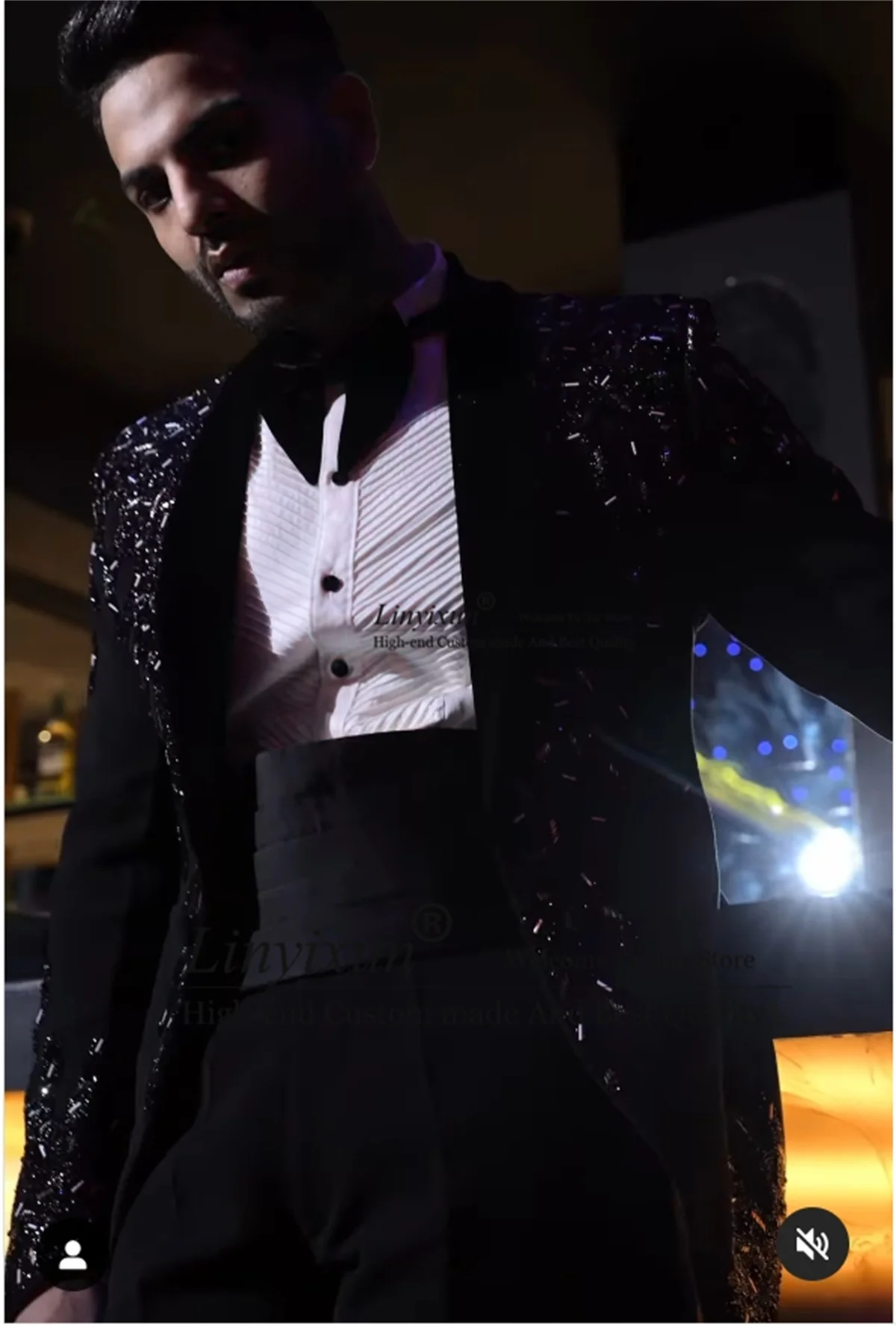Stunning Beaded Crystals Men Suits Customized Male Prom Party Blazer 2 Pieces Sets Groom Wedding Tuxedos Slim Fit ropa hombre
Stunning Beaded Crystals Men Suits Customized Male Prom Party Blazer 2 Pieces Sets Groom Wedding Tuxedos Slim Fit ropa hombre