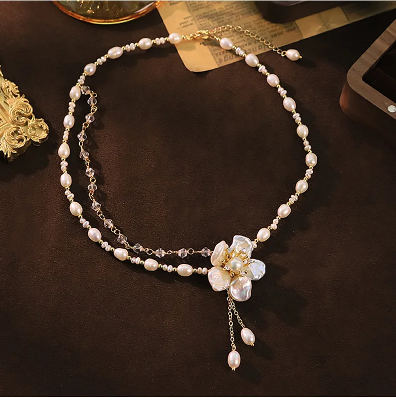 Charm Fashion Pearl Flower Glass Copper Bead Necklace for Women Elegant Clavicle Chain Versatile Stylish Neck Jewelry Accessory
Charm Fashion Pearl Flower Glass Copper Bead Necklace for Women Elegant Clavicle Chain Versatile Stylish Neck Jewelry Accessory