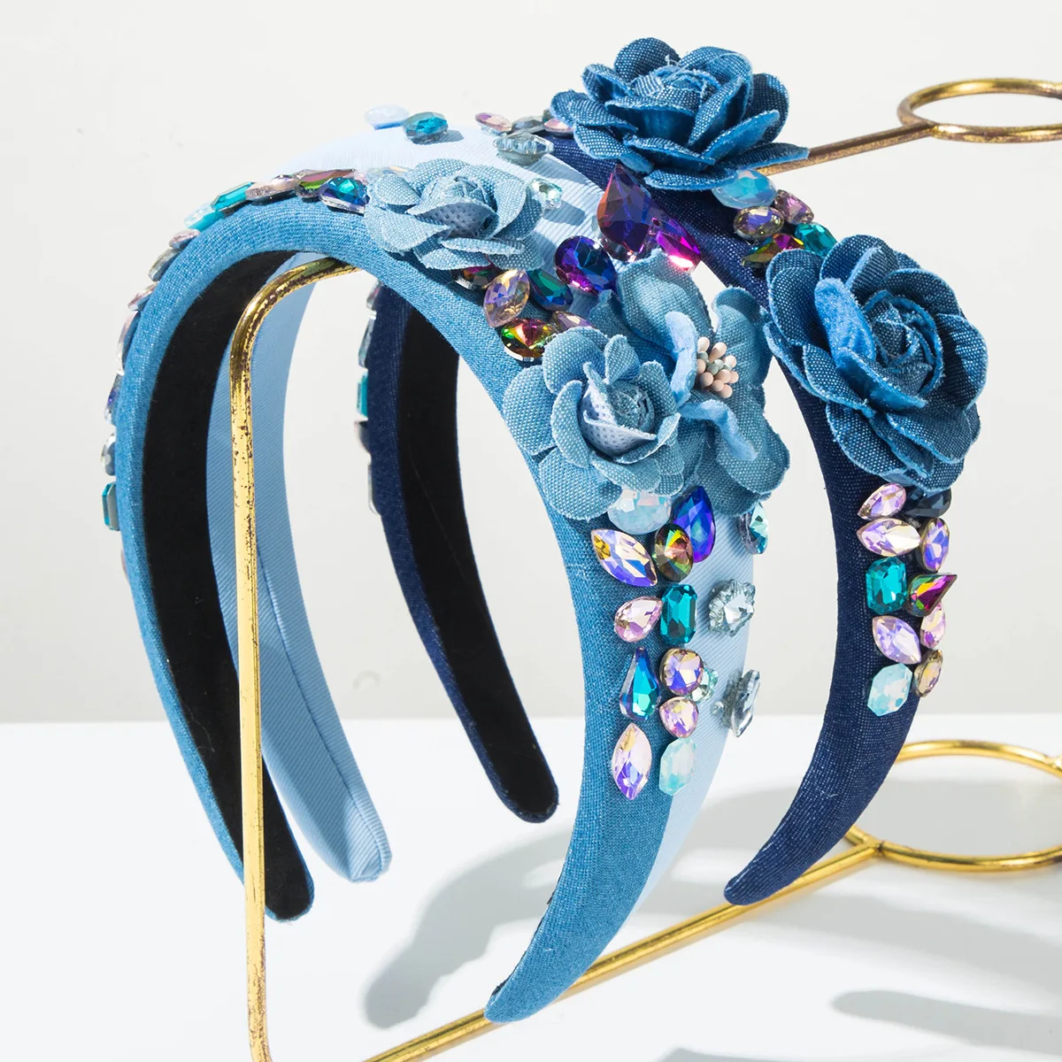 Denim Flower Headband Crystal Beaded Baroque Hairband Blue Fabric Floral Crown For Women Party Festival Hair Accessories
Denim Flower Headband Crystal Beaded Baroque Hairband Blue Fabric Floral Crown For Women Party Festival Hair Accessories