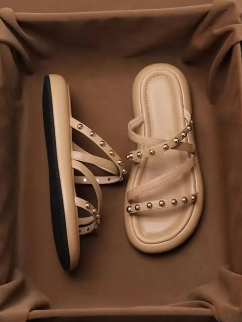 2025 Fashion Studded Slippers Real Soft Leather Comfortable Thick Sole Outdoor Beautiful Leisure Beach Sandals
2025 Fashion Studded Slippers Real Soft Leather Comfortable Thick Sole Outdoor Beautiful Leisure Beach Sandals