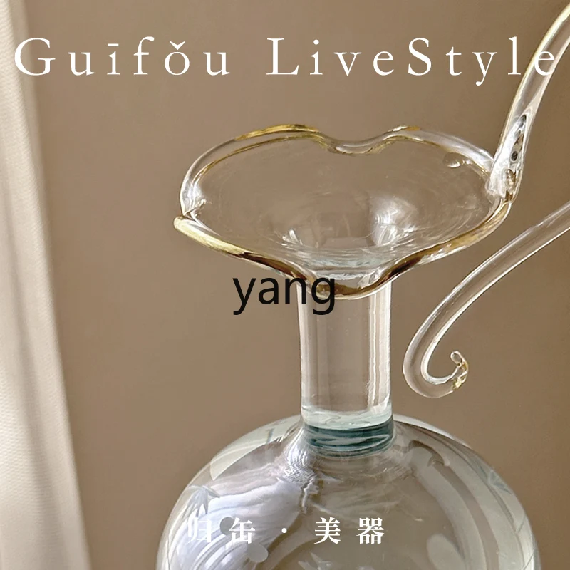 LH glass small vase new Chinese desktop decorative ornament high-end art flower ware
LH glass small vase new Chinese desktop decorative ornament high-end art flower ware