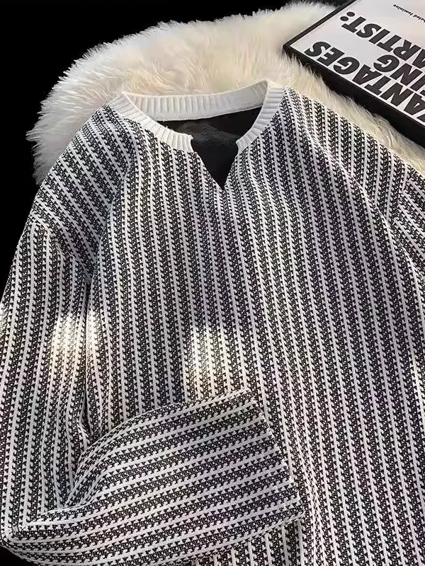 Thiened Fce Long Sve V-Ne T-irt ex Corduroy Striped Sweatirt Inner Wear Casual Loose Fit Autumn Faion
Thiened Fce Long Sve V-Ne T-irt ex Corduroy Striped Sweatirt Inner Wear Casual Loose Fit Autumn Faion