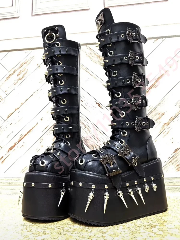 2026 Gothic Black Platform Knee High Boots Women Skull Spike Rivet Multi Buckle Straps Lace Up Side Zip Punk Cosplay Tall Boots
2026 Gothic Black Platform Knee High Boots Women Skull Spike Rivet Multi Buckle Straps Lace Up Side Zip Punk Cosplay Tall Boots