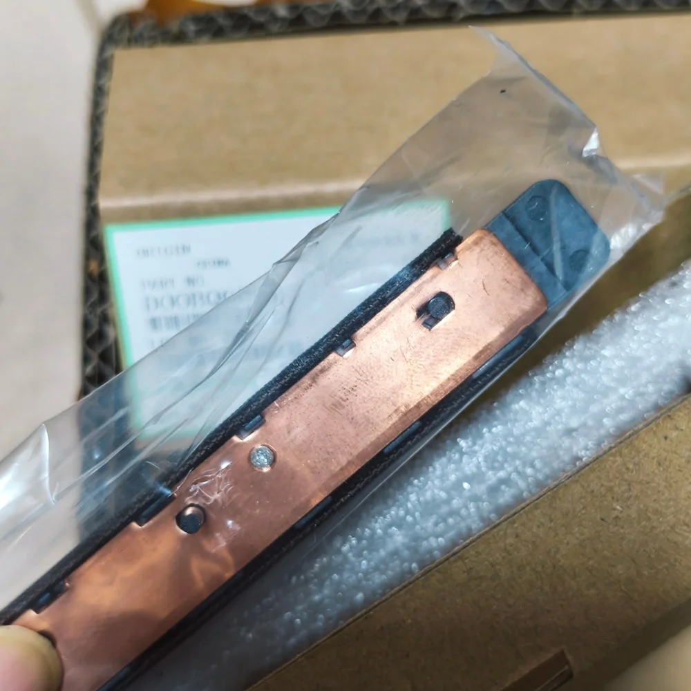 1PCS ORIGINAL Oil Application Pad for Ricoh MP2554 3054 3554 4054 5054 6054 2555 3035 3555 4055 5055 6055 Fusing Pad
1PCS ORIGINAL Oil Application Pad for Ricoh MP2554 3054 3554 4054 5054 6054 2555 3035 3555 4055 5055 6055 Fusing Pad