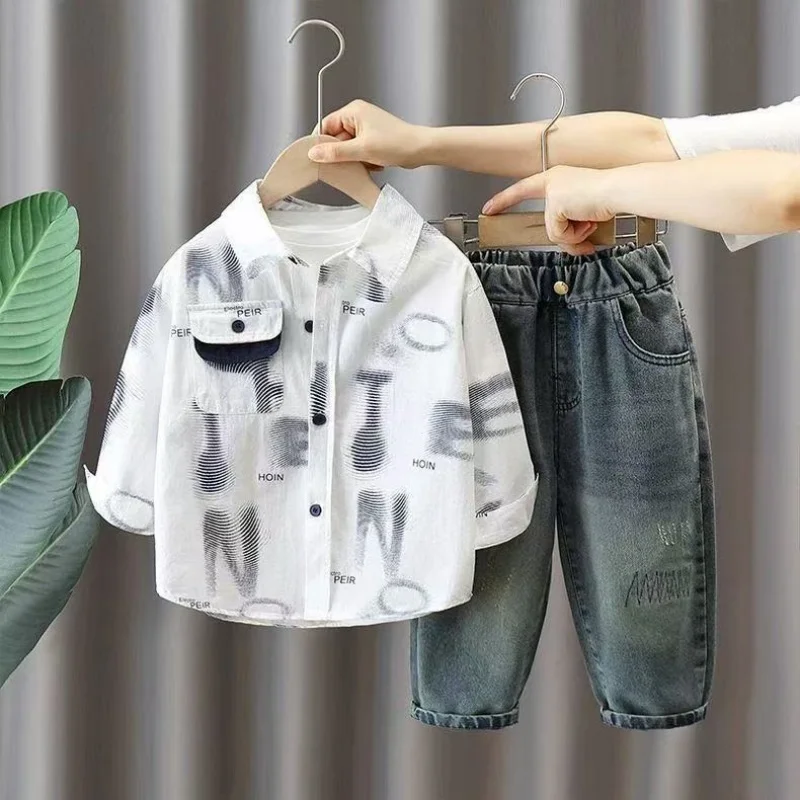 2-7 Years Spring Autumn Boys Clothing Set Kids Fashion Letter Print Lapel Shirt + Denim Pants 2Pcs Suit Children Casual Outfits
2-7 Years Spring Autumn Boys Clothing Set Kids Fashion Letter Print Lapel Shirt + Denim Pants 2Pcs Suit Children Casual Outfits