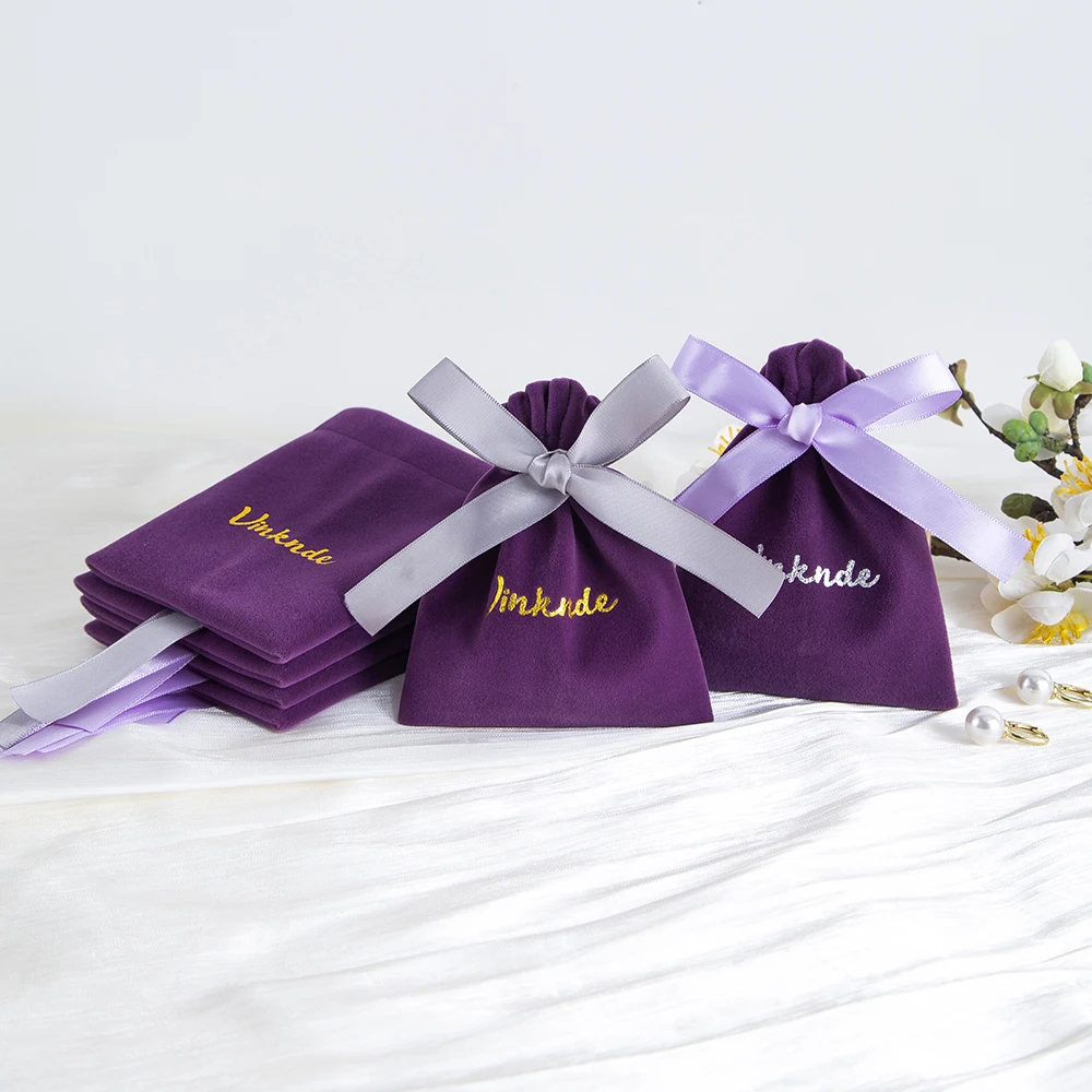 Custom Logo 100Pcs Ribbon Velvet Gift Bag Wedding Favors Jewelry Pouches Earrings Ring Stud Nail Headset Headset Pocket Storage
Custom Logo 100Pcs Ribbon Velvet Gift Bag Wedding Favors Jewelry Pouches Earrings Ring Stud Nail Headset Headset Pocket Storage