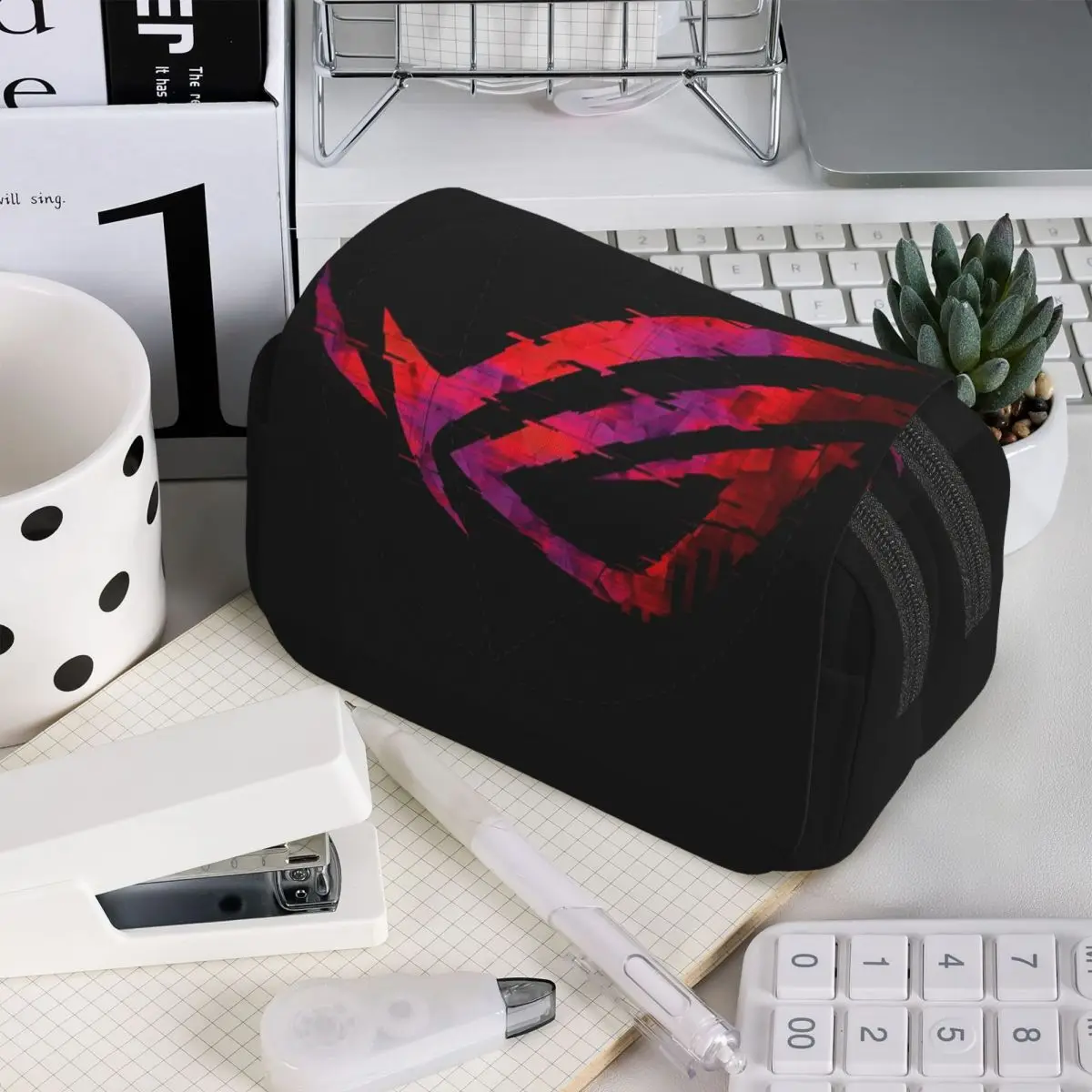 Пенал Asus Rog для мальчиков и девочек, школьный пенал-коробка, сумка для канцелярских принадлежностей, держатель для ручек
Пенал Asus Rog для мальчиков и девочек, школьный пенал-коробка, сумка для канцелярских принадлежностей, держатель для ручек