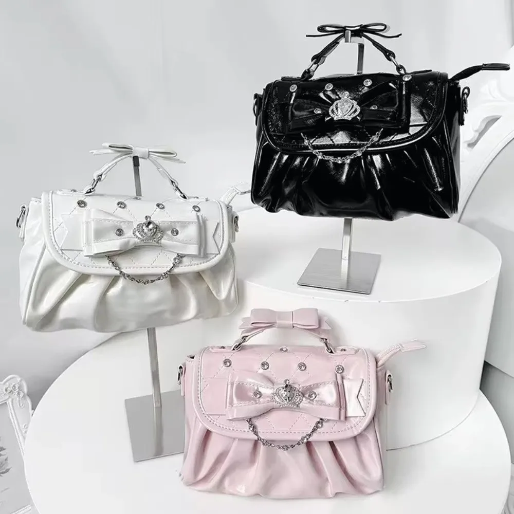 Kawaii PU Leather Lolita Shoulder Bag Rhinestone Crown Bow Crossbody Bag Pleated Elegant Underarm Bag Girls
Kawaii PU Leather Lolita Shoulder Bag Rhinestone Crown Bow Crossbody Bag Pleated Elegant Underarm Bag Girls