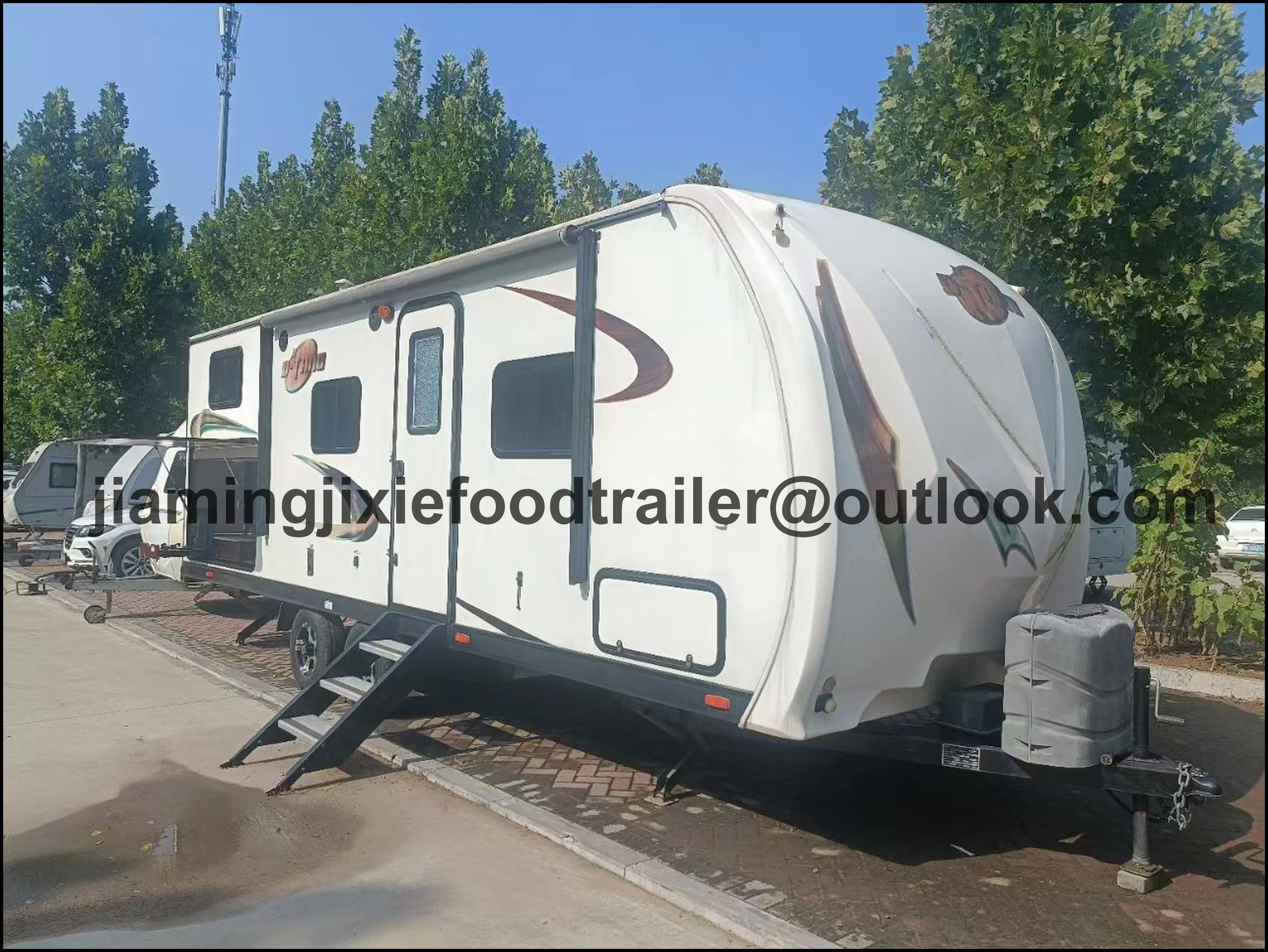 Travel Trailers Motorhome Mover Camper Off Road caravan Rv Skeleton Box Caravan with Stove, Fridge, and Storage
Travel Trailers Motorhome Mover Camper Off Road caravan Rv Skeleton Box Caravan with Stove, Fridge, and Storage