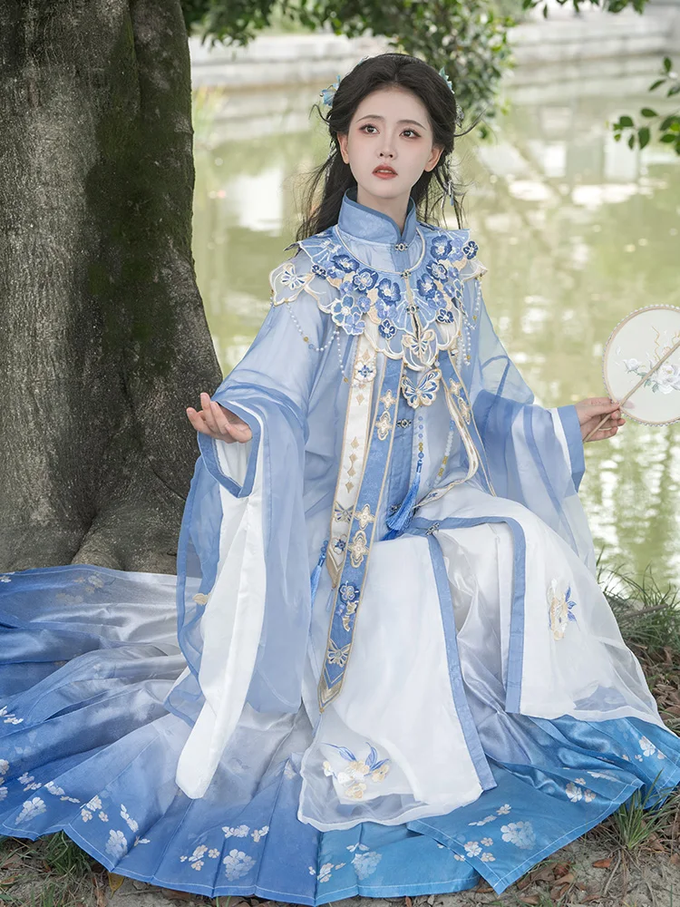 Оригинальный женский Hanfu Ming Dynas Sle Cloud oulder с тяжелой вышивкой, весна-осень, двойная луна Lan Jin Falling Tai...
Оригинальный женский Hanfu Ming Dynas Sle Cloud oulder с тяжелой вышивкой, весна-осень, двойная луна Lan Jin Falling Tai...