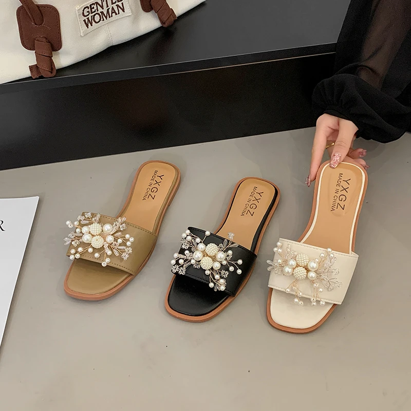 In The Summer of 2026, The New High-end Style of Wearing Sandals and Slippers, Women Wear Fashionable Cool Mops in Summer
In The Summer of 2026, The New High-end Style of Wearing Sandals and Slippers, Women Wear Fashionable Cool Mops in Summer