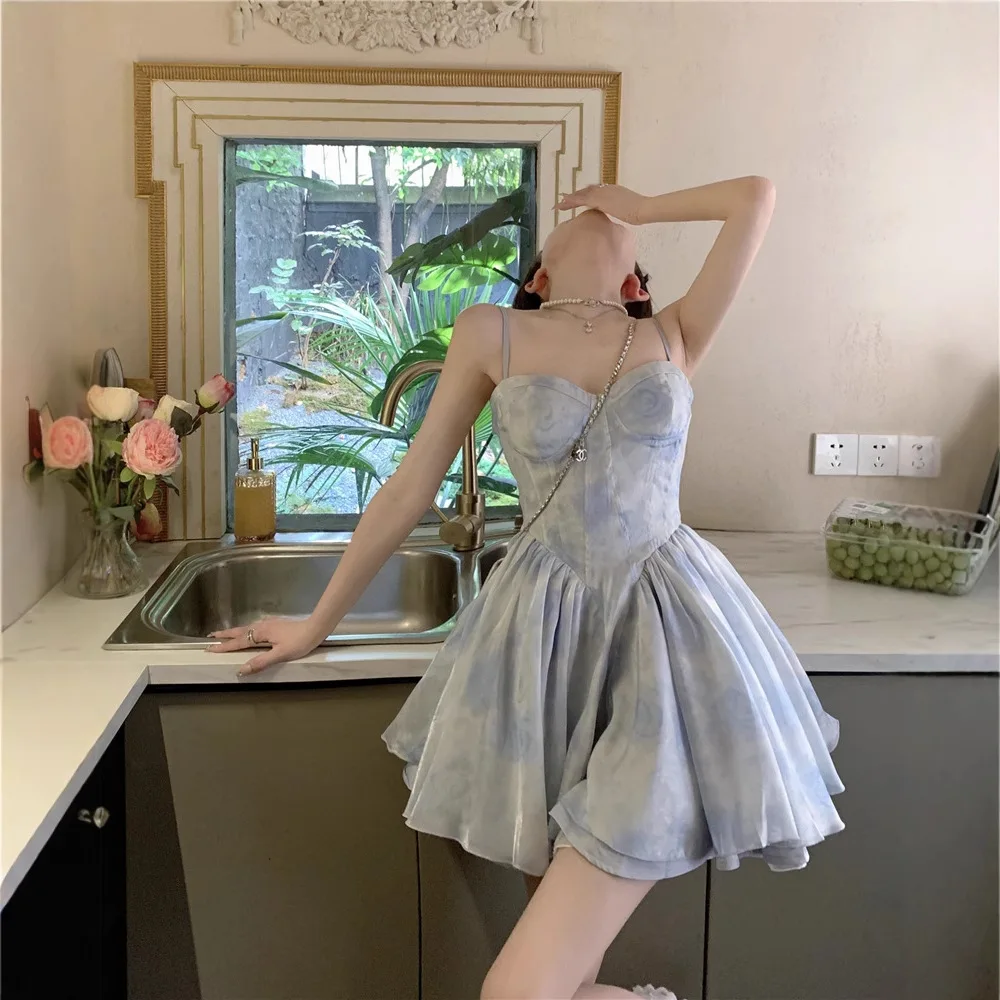 2026 Summer New Blue Tie Dye Fairy Cami Dress Ballet Style Waist Slim Puff Mini Skirt Elegant Sweet Forest Style Sleeveless
2026 Summer New Blue Tie Dye Fairy Cami Dress Ballet Style Waist Slim Puff Mini Skirt Elegant Sweet Forest Style Sleeveless