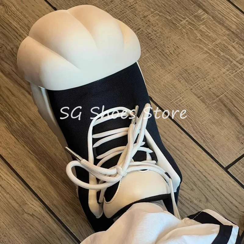 Cute Kitty Paw Toe Big Head Sneakers for Man and Women Mixed Color Chunky Bottom Lace-Up Canvas Shoes Couple Skateboard Shoes
Cute Kitty Paw Toe Big Head Sneakers for Man and Women Mixed Color Chunky Bottom Lace-Up Canvas Shoes Couple Skateboard Shoes