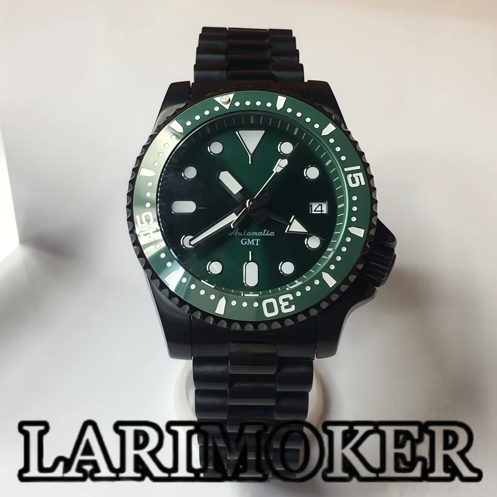 LARIMOKER 40MM Black Men's Automatic Mechanical GMT NH34 Watch Green Dial Date Luminous Dome Sapphire Glass Diving Watch
LARIMOKER 40MM Black Men's Automatic Mechanical GMT NH34 Watch Green Dial Date Luminous Dome Sapphire Glass Diving Watch