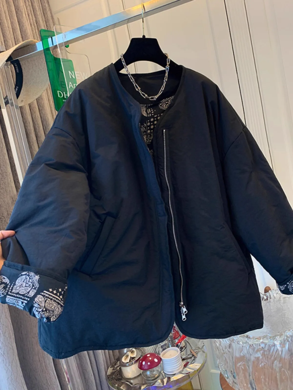 Korean Style Thickened Warm Cotton Jacket Women's Winter High-End Unique Casual Cotton Clothes Coat Nut Flower Pattern
Korean Style Thickened Warm Cotton Jacket Women's Winter High-End Unique Casual Cotton Clothes Coat Nut Flower Pattern