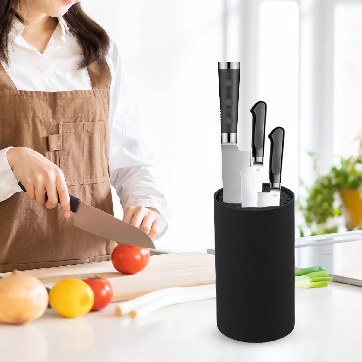 1Pcs Useful Knife Block Holder Free Inserting Storage Knife Stand Sooktops Kitchen Multifunctional Universal Tool
1Pcs Useful Knife Block Holder Free Inserting Storage Knife Stand Sooktops Kitchen Multifunctional Universal Tool