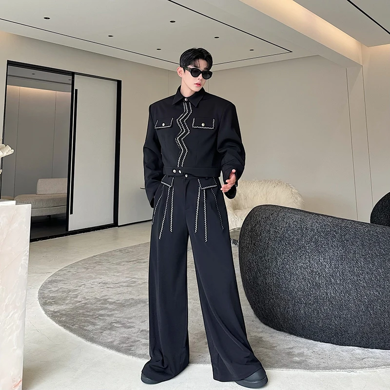 Мужской комплект: модные куртки с вышивкой и накладками на плечи, верхняя одежда с клипсами для крепления на плечи
Мужской комплект: модные куртки с вышивкой и накладками на плечи, верхняя одежда с клипсами для крепления на плечи