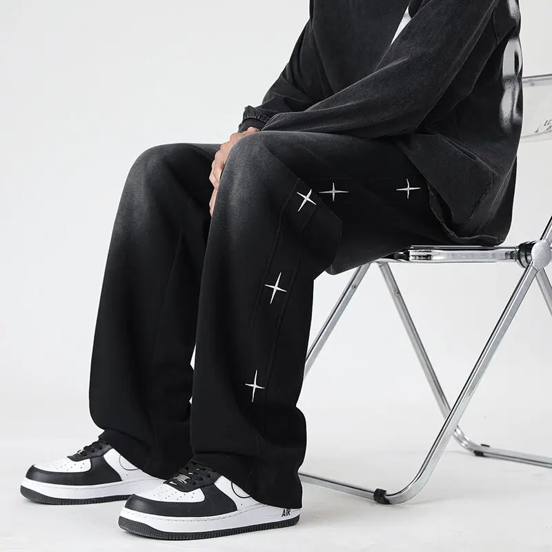 Spring and Autumn New Fashion Trend Printed Straight Leg Sports Casual Pants Men Loose Sports Large Size High Quality Pants
Spring and Autumn New Fashion Trend Printed Straight Leg Sports Casual Pants Men Loose Sports Large Size High Quality Pants