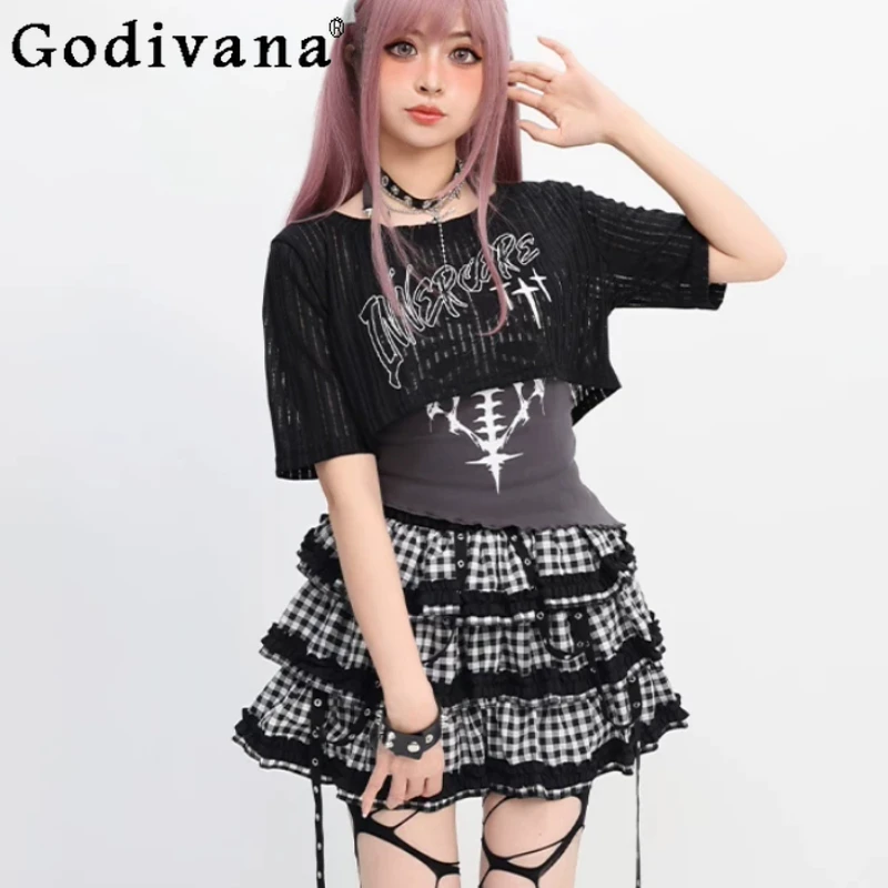 Summer New Personalized Subculture Y2k Short Short Sleeve Top T-shirt Vest Fashion High Waist A-line Versatile Plaid Cake Skirt
Summer New Personalized Subculture Y2k Short Short Sleeve Top T-shirt Vest Fashion High Waist A-line Versatile Plaid Cake Skirt