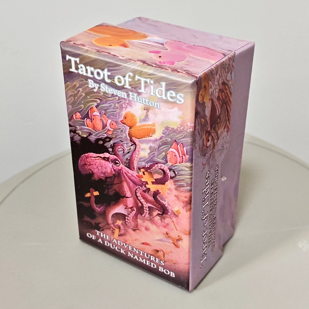 Tarot of Tides: The Adventures of A Duck Named Bob ― 12*7cm Unique 78-Card Tarot Deck in Rigid Box - Double-embossed Cardstock
Tarot of Tides: The Adventures of A Duck Named Bob ― 12*7cm Unique 78-Card Tarot Deck in Rigid Box - Double-embossed Cardstock
