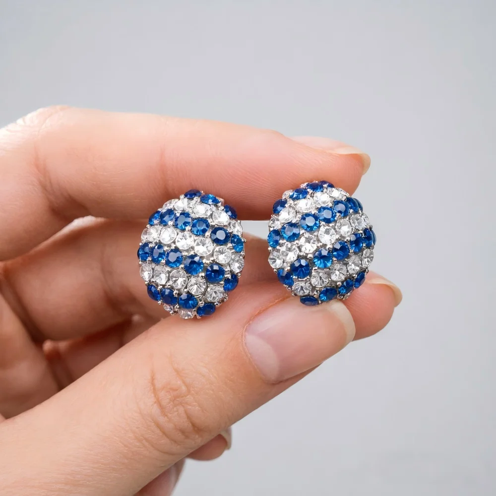 Diamond Filled Earrings Girl Party Girlfriend Fashion Classic Blue Women Gift Jewlry Lady Company Bulk Gifts Birthday Ear Clip
Diamond Filled Earrings Girl Party Girlfriend Fashion Classic Blue Women Gift Jewlry Lady Company Bulk Gifts Birthday Ear Clip