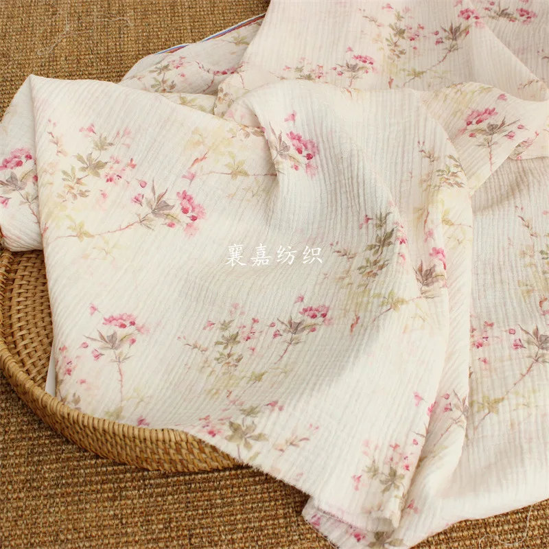 200X135cm Double-layer Cotton Gauze, National Style Small Floral, Crepe, Pajamas, Loungewear Fabrics
200X135cm Double-layer Cotton Gauze, National Style Small Floral, Crepe, Pajamas, Loungewear Fabrics