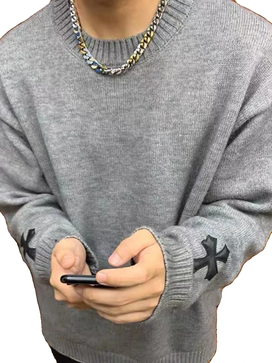 Американский повседневный вязаный свитер для пар с вышивкой крестиком, круглым вырезом и длинными рукавами, весенняя молодежная коллекция Vitali Sle
Американский повседневный вязаный свитер для пар с вышивкой крестиком, круглым вырезом и длинными рукавами, весенняя молодежная коллекция Vitali Sle