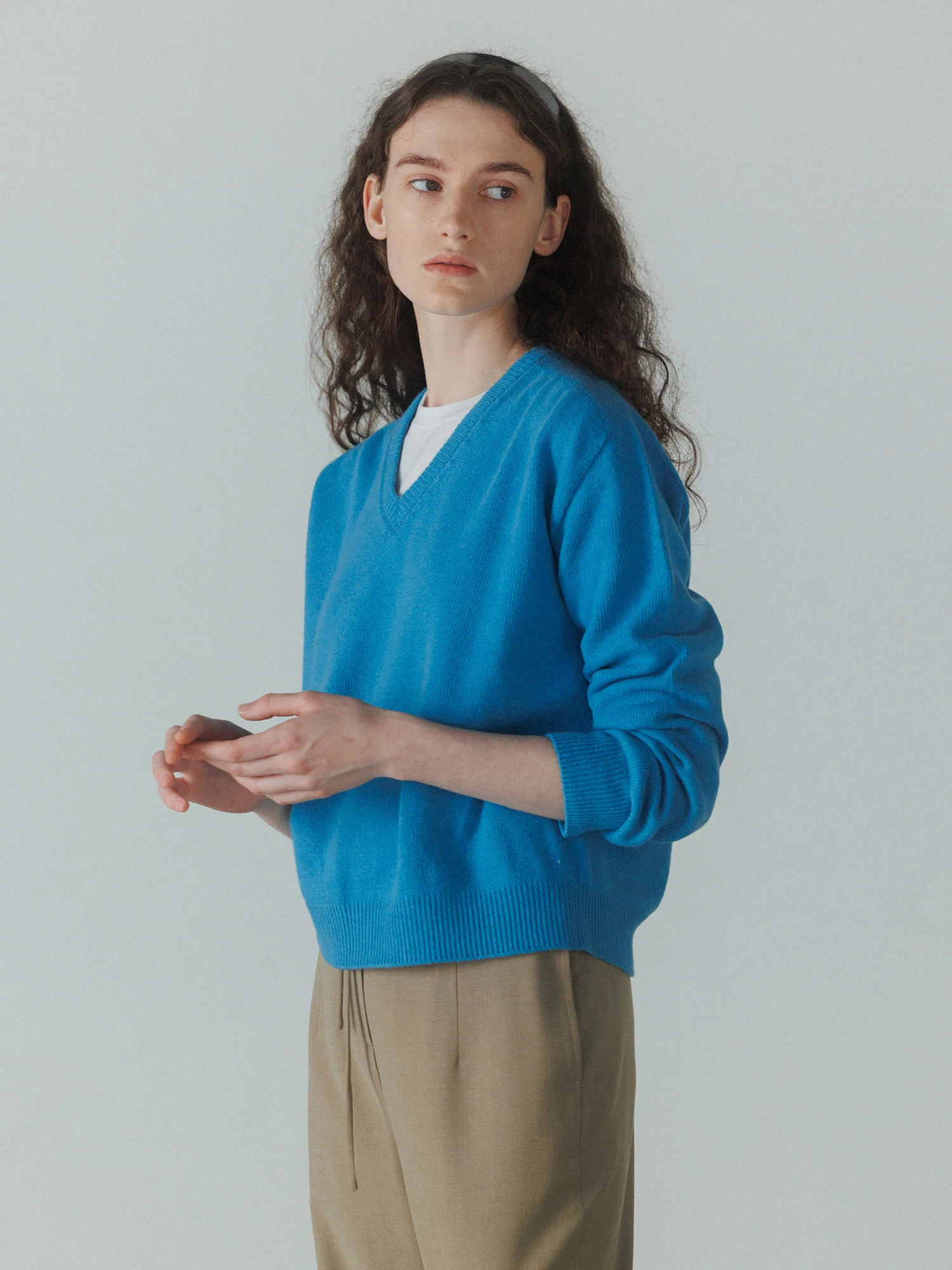 Blue V-Ne Knitwear Loose Fit Commute Friendly Versatile CleanFit Sweater Women's Autumn Winter Casual Soft Fabric Long Sve
Blue V-Ne Knitwear Loose Fit Commute Friendly Versatile CleanFit Sweater Women's Autumn Winter Casual Soft Fabric Long Sve