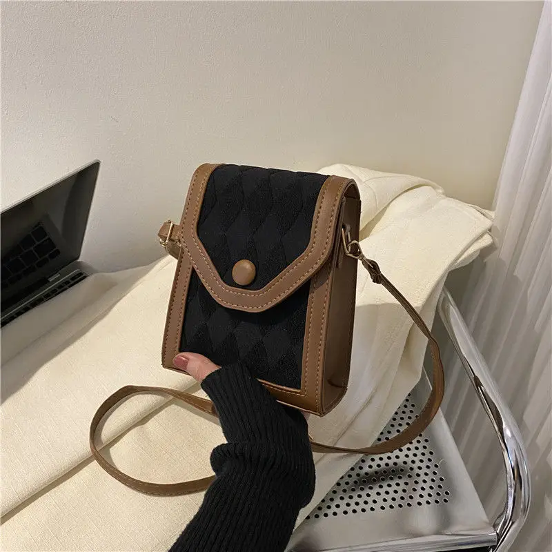 Premium Texture Niche Design Mini Phone Bag Women's Autumn Winter Retro Versatile Single Shoulder Crossbody Small Square Bag
Premium Texture Niche Design Mini Phone Bag Women's Autumn Winter Retro Versatile Single Shoulder Crossbody Small Square Bag
