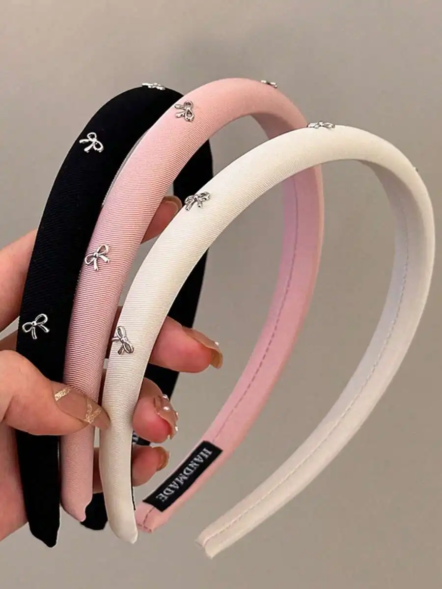 Solid Color Fabric Headband With Bow Decorations For Women Daily Wear
Solid Color Fabric Headband With Bow Decorations For Women Daily Wear