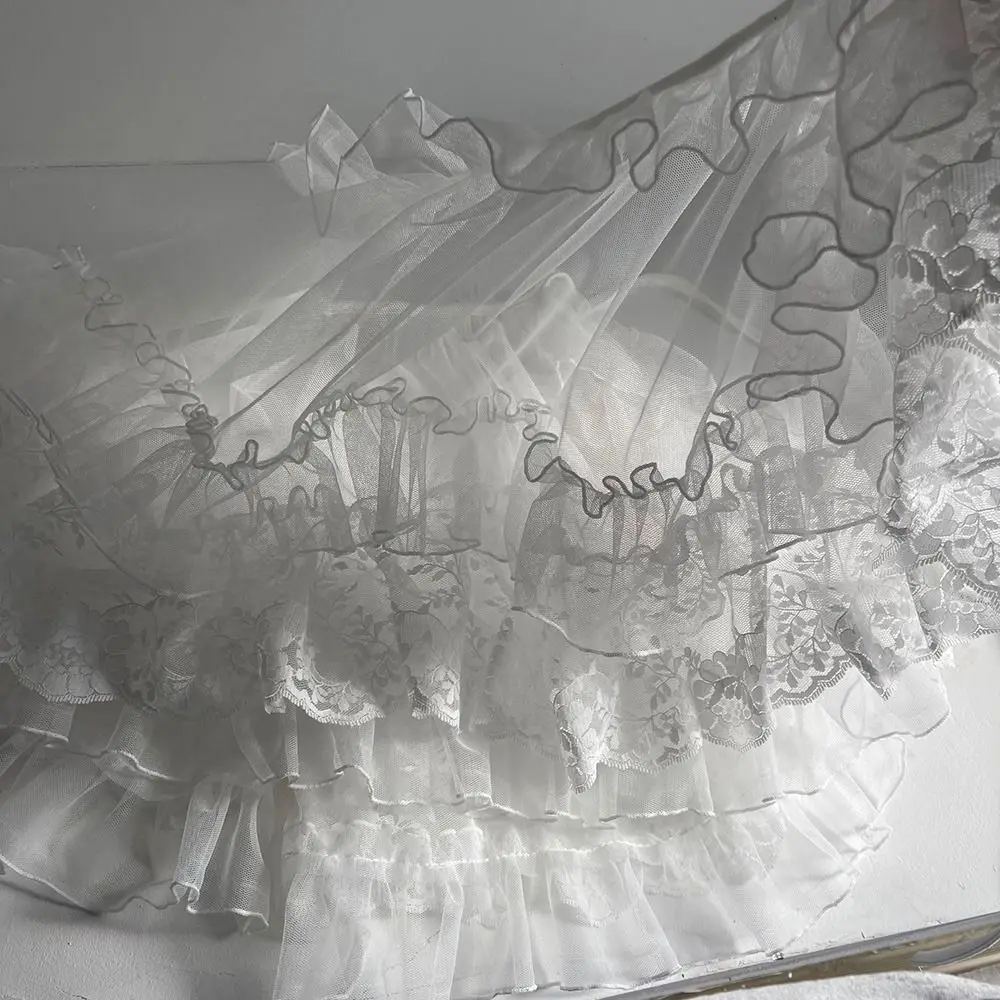 Versatile White Black Lolita Short Shawl Ruffles Lace Mesh Lolita Skirt Cosplay Sheer Ace Mesh Skirt Gothic Girls
Versatile White Black Lolita Short Shawl Ruffles Lace Mesh Lolita Skirt Cosplay Sheer Ace Mesh Skirt Gothic Girls