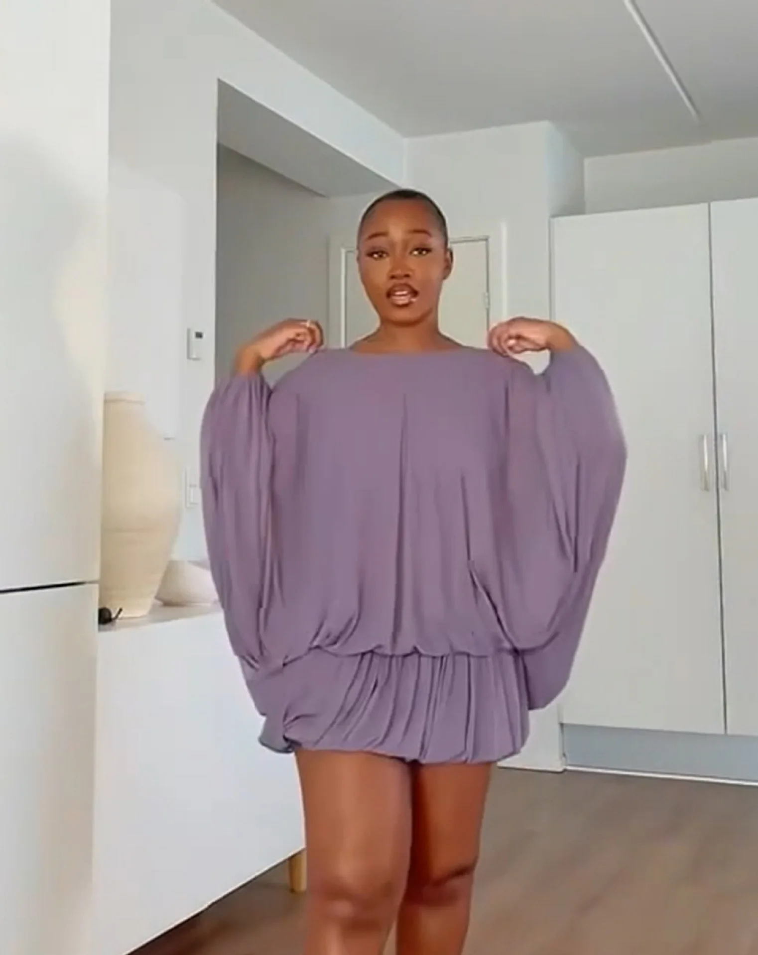 STYLISH LADY Batwing Sleeve Open Back Tie Mini Dress 2026 Summer Women Casual Loose Ruffle Hem Beach Cover Up Vacation Dress
STYLISH LADY Batwing Sleeve Open Back Tie Mini Dress 2026 Summer Women Casual Loose Ruffle Hem Beach Cover Up Vacation Dress