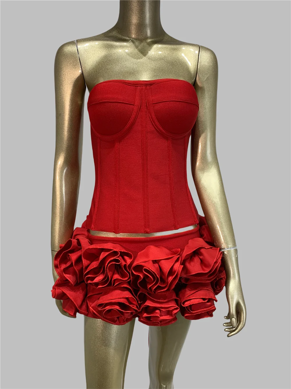 Women Sexy Elastic Bandage Two Piece Sets Gogo Girls Club Dress Red Strapless Tops and Mini Short Flowers Skirt Evening Outfits
Women Sexy Elastic Bandage Two Piece Sets Gogo Girls Club Dress Red Strapless Tops and Mini Short Flowers Skirt Evening Outfits