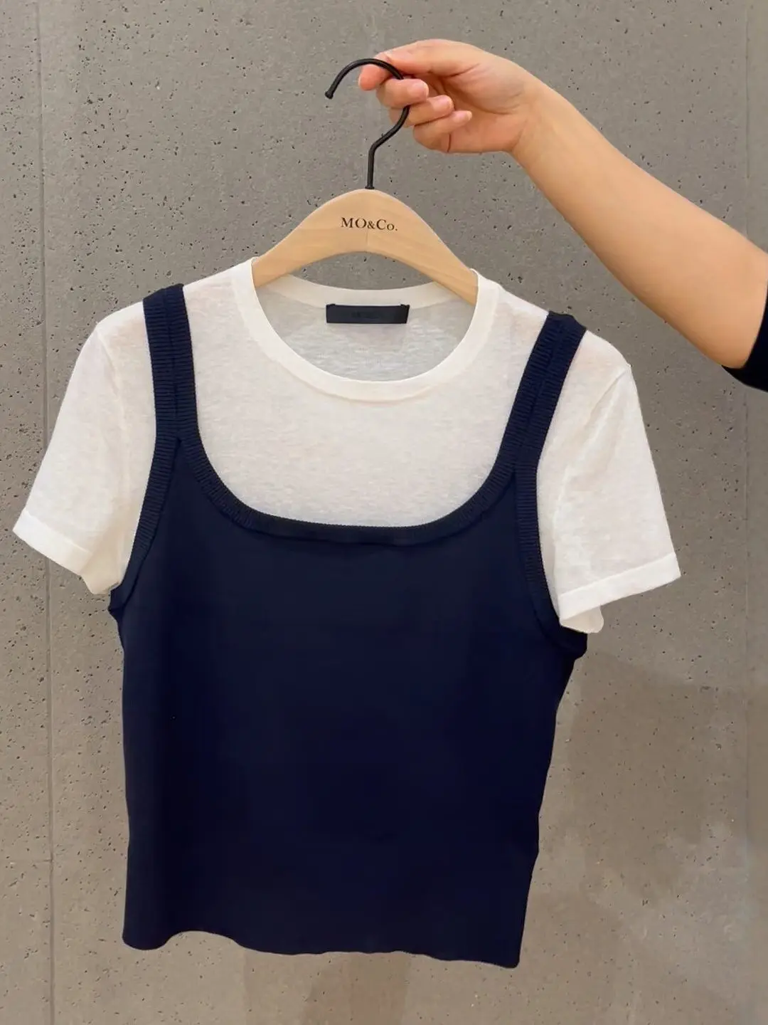 Summer Commute Style Color Block Short Sleeve Women's T-shirt Overlapping Design Slimming Versatile Hoodie Korean Fashion
Summer Commute Style Color Block Short Sleeve Women's T-shirt Overlapping Design Slimming Versatile Hoodie Korean Fashion