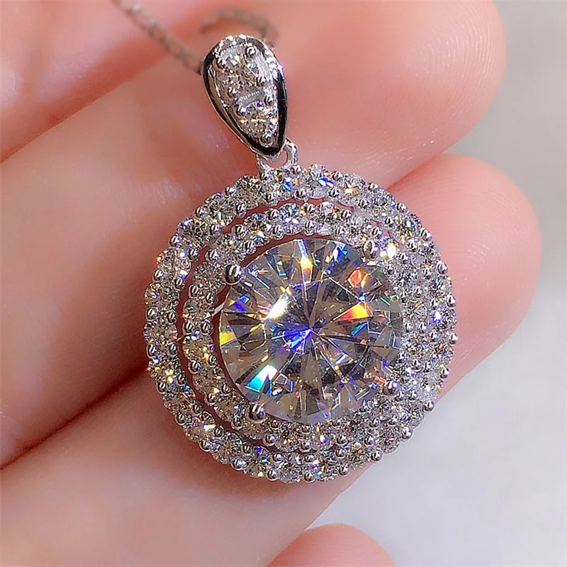 Exquisite High-End Fashion Necklace The Perfect Gift for Yourself, Friends, or Loved Ones. Luxuriously Boxed
Exquisite High-End Fashion Necklace The Perfect Gift for Yourself, Friends, or Loved Ones. Luxuriously Boxed