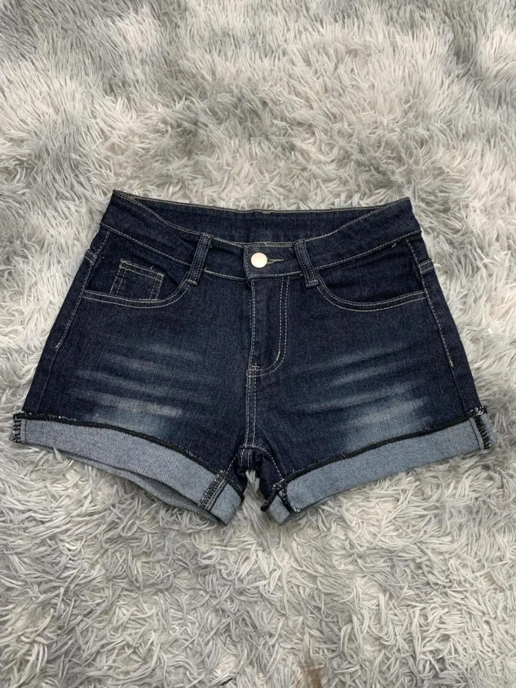 Oversize American New Denim Shorts for Women Y2k Sexy Low-waist Slim Fit Short Pants 2025 Summer New Bodycon Hot Shorts
Oversize American New Denim Shorts for Women Y2k Sexy Low-waist Slim Fit Short Pants 2025 Summer New Bodycon Hot Shorts
