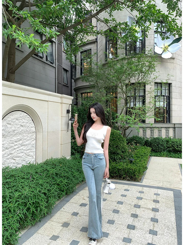 Ele High Waist Slim Fit Jeans Flared Pants Vintage Sle Cotton And Spandex Blend Summer Collection RO25022
Ele High Waist Slim Fit Jeans Flared Pants Vintage Sle Cotton And Spandex Blend Summer Collection RO25022