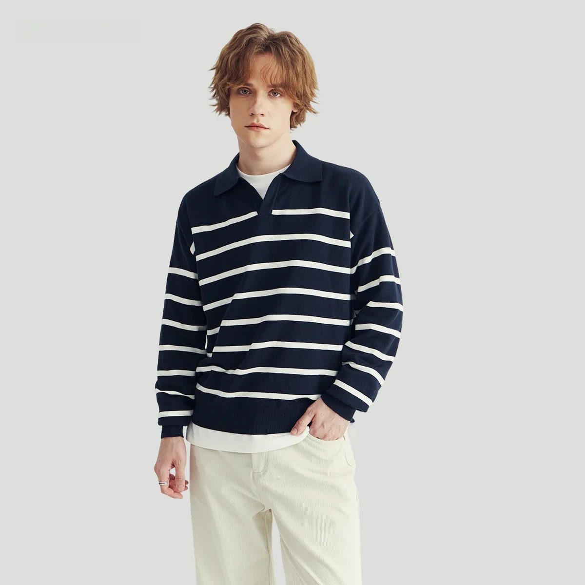 Мужской вязаный свитер свободного кроя с длинным рукавом, воротником и цветовыми блоками, повседневный, модный, осенний, в китайском стиле
Мужской вязаный свитер свободного кроя с длинным рукавом, воротником и цветовыми блоками, повседневный, модный, осенний, в китайском стиле