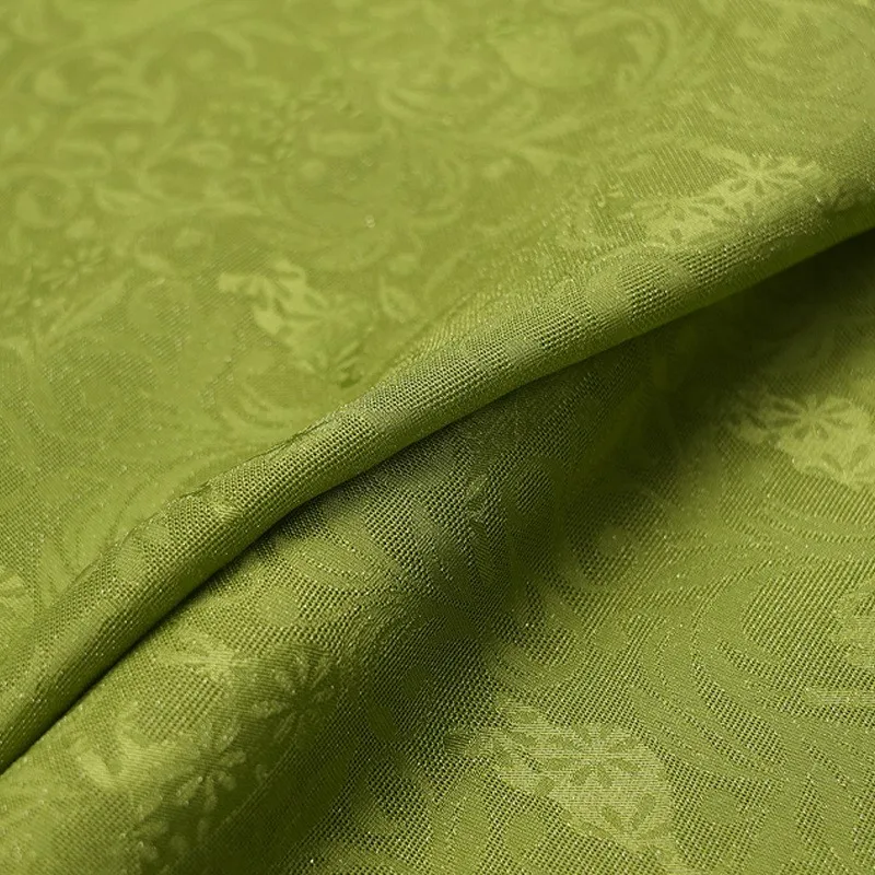 Silk flower ivy Chinese-style new upper garment Hanfu cheongsam and waistcoat fabric
Silk flower ivy Chinese-style new upper garment Hanfu cheongsam and waistcoat fabric