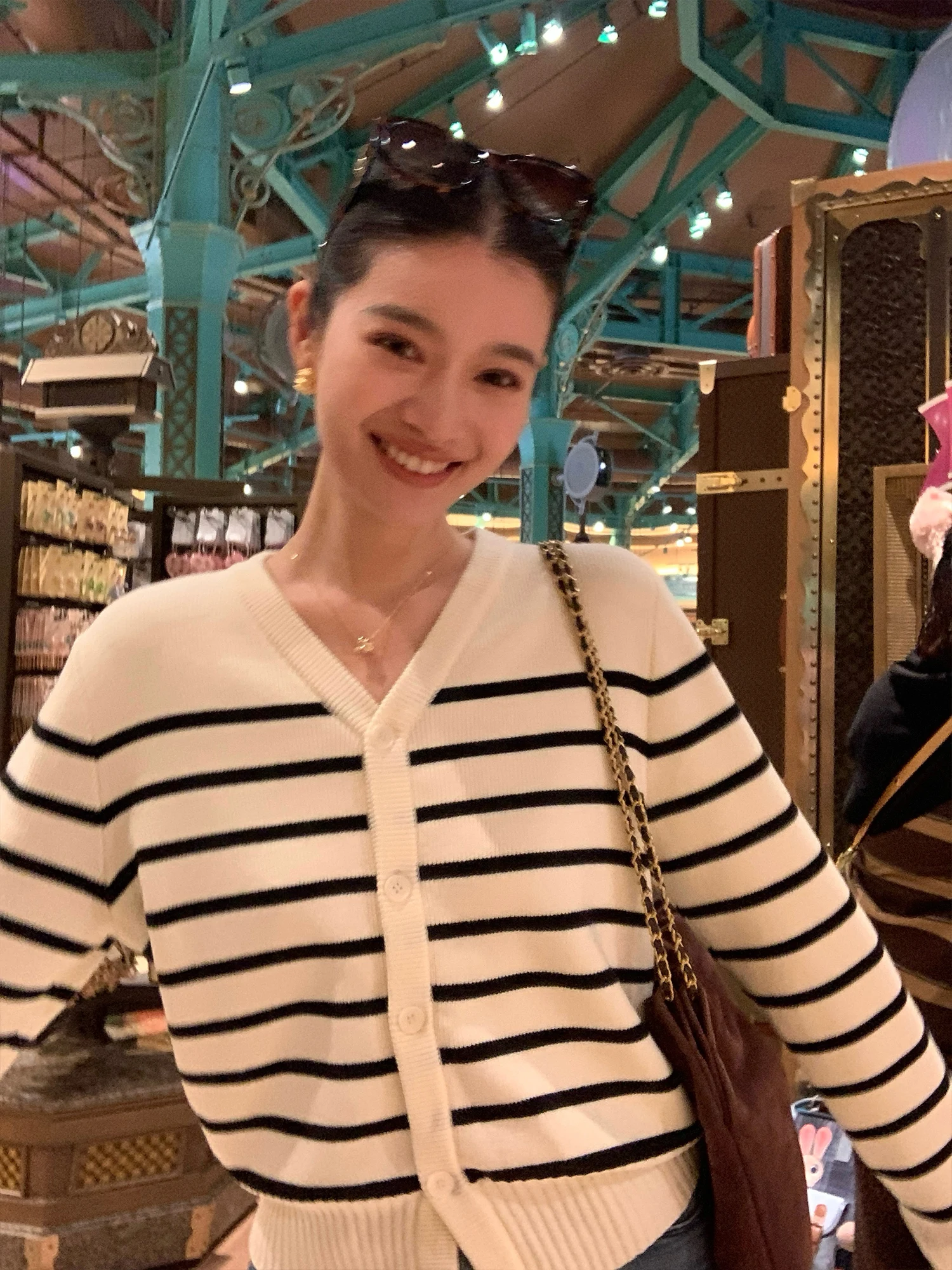 Pusumede повседневный вязаный свитер с V-Ne, пальто, женская верхняя одежда, утягивающий топ в полоску, длинный свеч для отдыха, модный топ
Pusumede повседневный вязаный свитер с V-Ne, пальто, женская верхняя одежда, утягивающий топ в полоску, длинный свеч для отдыха, модный топ