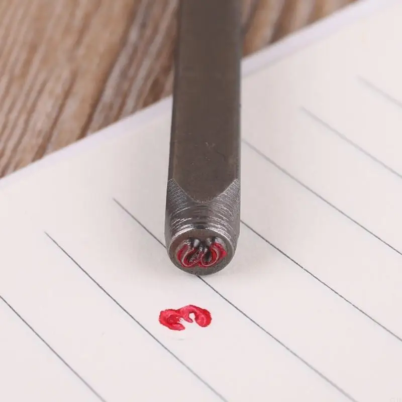 Металлообрабатывающий инструмент Портативный инструмент для печати цифр и алфавитов Инструмент для резьбы ручной работы
Металлообрабатывающий инструмент Портативный инструмент для печати цифр и алфавитов Инструмент для резьбы ручной работы