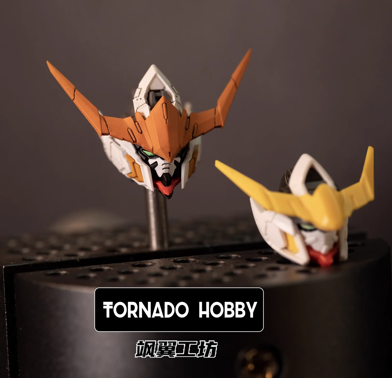 TORNADO HOBBY HG Barbatos Head & Face Custom DIY Комплект сменных деталей - Аксессуары для шарнирной модели в масштабе 1/144
TORNADO HOBBY HG Barbatos Head & Face Custom DIY Комплект сменных деталей - Аксессуары для шарнирной модели в масштабе 1/144